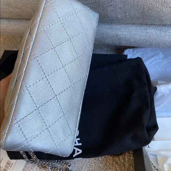 SOLD Chanel mini 2.55 in metallic leather - Picture 6 of 14